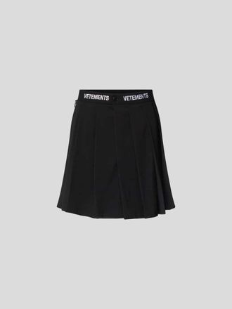 VETEMENTS Minirock mit Label-Stitching in Black, Gr&ouml;&szlig;e L