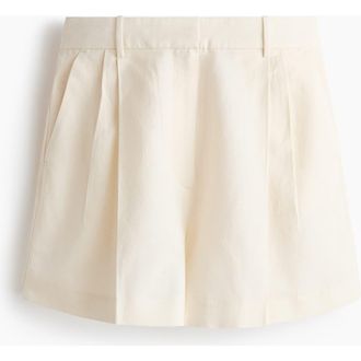 H&M Dressy linen-blend shorts in Ivory at Nordstrom, Size 16