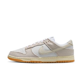 Nike Mens Dunk Low Retro SE Shoes in Brown | II7078-200