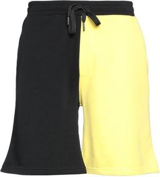 John Richmond BOTTOMWEAR - Shorts & Bermuda Shorts sur YOOX.COM