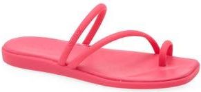 Crocs Miami Toe Loop Sandal in Dragon Fruit at Nordstrom Rack, Size 10