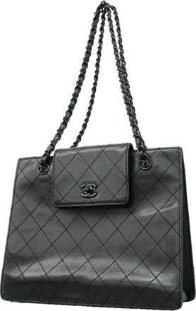 Chanel Black Grained Calfskin Tote Bag (Pre-Owned)