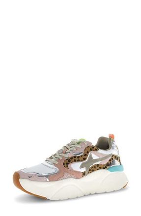 W6YZ Mia Sneaker in Taupe White at Nordstrom, Size 10Us