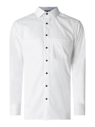 Olymp Modern Fit Businesshemd mit Brusttasche Modell Global in Weiss, Größe 39