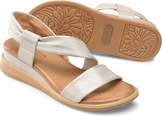 COMFORTIVA Womens Marcy Sandal In Champagne