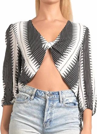 Elan Kenya V-Neck Top In Black/ White