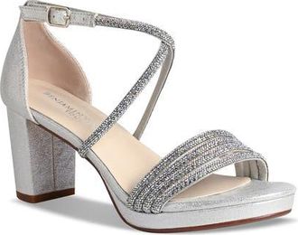 Touch Ups Tabbie Sandal in Silver at Nordstrom, Size 9.5