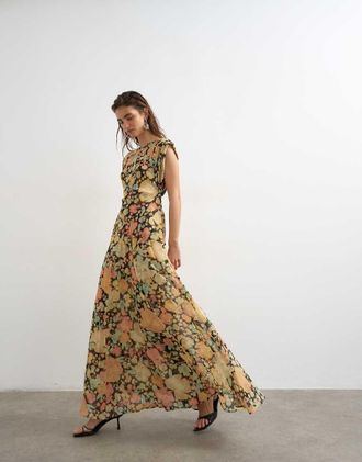 Topshop Vestito lungo a pieghe con schiena scoperta rosa e verde a fiori