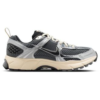 Nike Girls Vomero 5 - Girls Grade School Basketball Shoes Chrome/Metallic Silver/Iron Grey Size 3.5