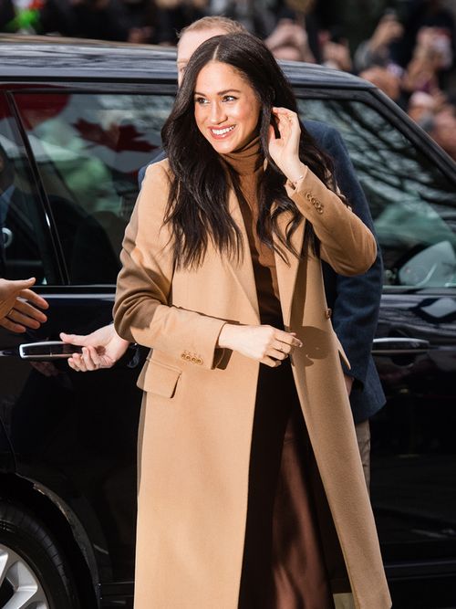 look total brown Meghan Markle