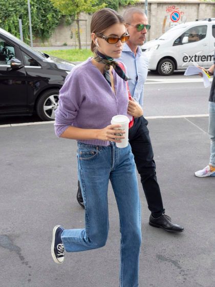 Chunky? No grazie, preferiamo queste sneakers classiche che tutte abbiamo nella scarpiera