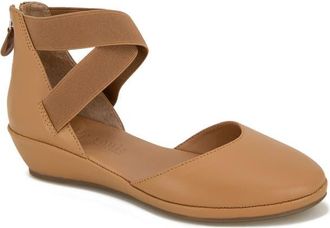 Gentle Souls Signature Noa Elastic Strap dOrsay Sandal in Camel Leather at Nordstrom, Size 5.5