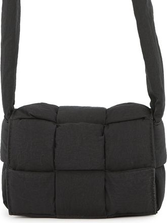 Bottega Veneta Black Nylon Handbag Shoulder Bag (Pre-Owned)