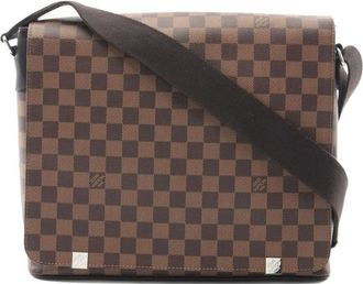 Louis Vuitton Borsa a spalla District MM 2017 - Marrone