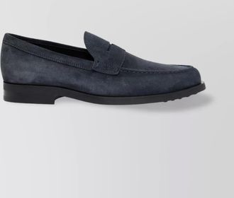 Tod's handcrafted round-toe loafers with rubber pebbles