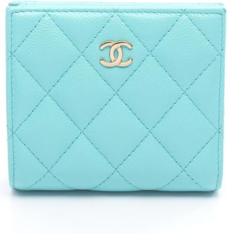Chanel Green Leather Wallet (Bi-Fold) (Pre-Owned)