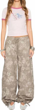 Daisy Street Womens Hibiscus 2 In 1 Shorts And Trouser In Beige