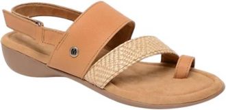 Minnetonka Womens Salma Sandal In Honey Closeouts
