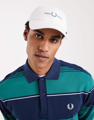 Fred Perry Cappellino in twill bianco con logo