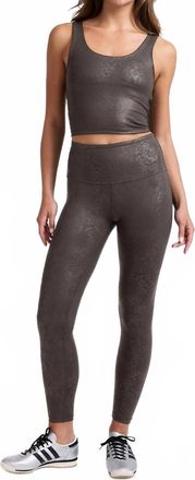 Beyond Yoga Powershine Viper Print Cropped Tank In Espresso Viper