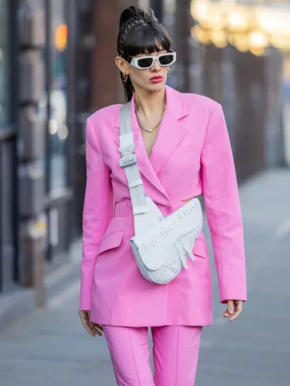 Stirnfransen Comeback: Diese Ponyfrisuren sind jetzt super angesagt