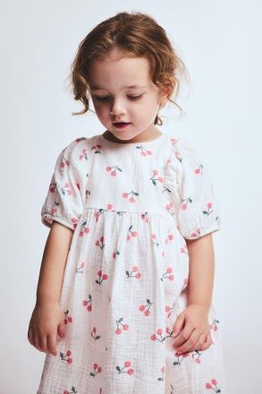 H&M Cotton muslin dress in White/cherries at Nordstrom, Size 12M