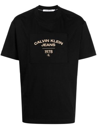 Calvin Klein T-shirt con applicazione logo - Nero