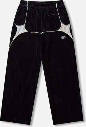 Umbro Velvet Jester Track Pants Black