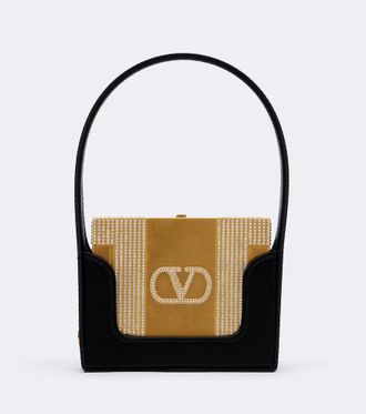 Valentino Garavani Clutch Minaumorphe de sat&eacute;n adornado con Swarovski