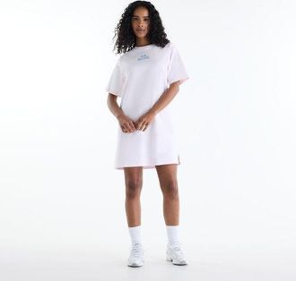 New Balance Mujer Sport Linear Graphic T-Shirt Dress en Rosa, Jersey de Algod&oacute;n, Talla L