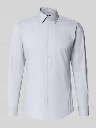 HUGO BOSS Slim Fit Hemd mit einreihiger Knopfleiste Modell HANK in Gruen, Gr&ouml;&szlig;e 39