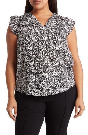 Vince Camuto V-Neck Flutter Sleeve Blouse in Black/Ivory at Nordstrom Rack, Size 2X