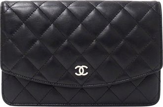 Chanel Black Leather Long Wallet (Bi-Fold) (Pre-Owned)