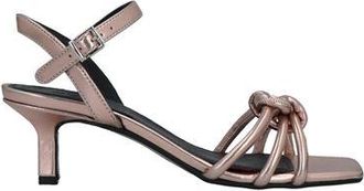 Janet & Janet FOOTWEAR - Sandals sur YOOX.COM