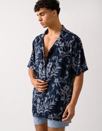 Tommy Hilfiger Mens Floral Tropic Aop Desert Sky Bowling Shirt in Dark Blue - Size Medium