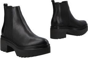 Janet Sport FOOTWEAR - Ankle boots sur YOOX.COM