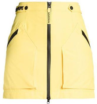 Patrizia Pepe BOTTOMWEAR - Mini skirts sur YOOX.COM