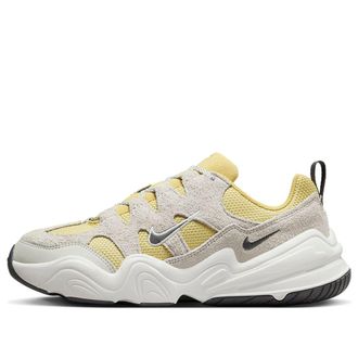Nike (WMNS) Nike Tech Hera Saturn Gold Light Bone DR9761-700