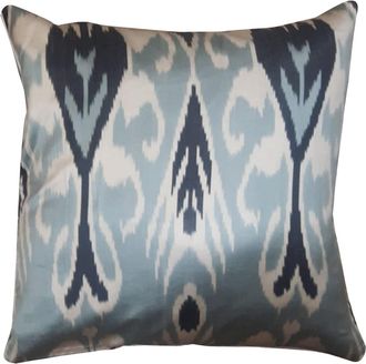 Les-Ottomans Coj&iacute;n de Seda Ikat