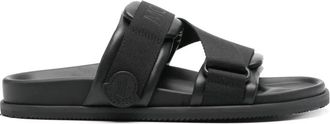 Moncler Lamsleren Slippers met Rubberen Zool - Dames - Sandalen - Zwart - 37 EU - Leer - Schoenen