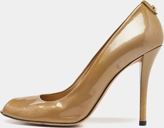Stuart Weitzman No Styke