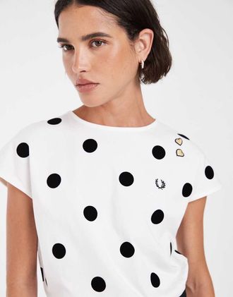 Fred Perry x Amy Winehouse - Top nero e bianco a pois floccato