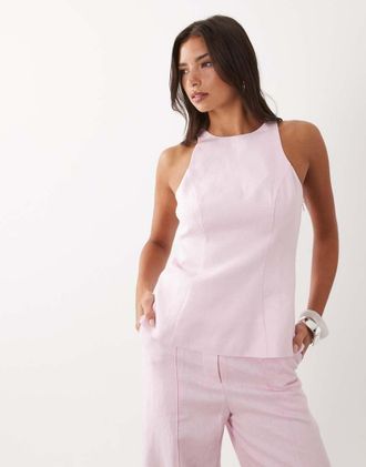 Forever New Top sartoriale senza maniche in misto lino rosa chiaro con scollo rotondo in coordinato