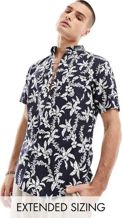 GANT Camicia a maniche corte vestibilità comoda in viscosa blu chiaro con rever e stampa hawaiana