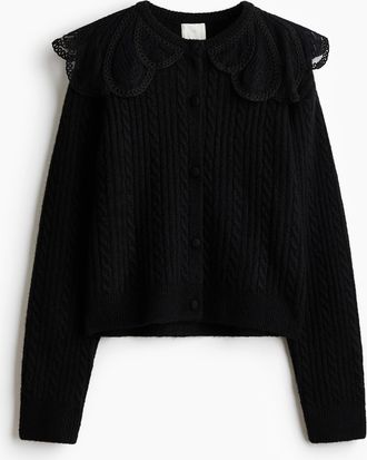 H&M Cardigan mit Spitzenkragen - Schwarz