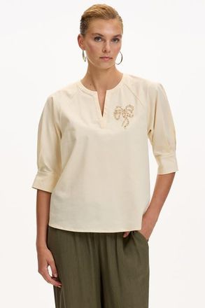 Exquise Katharine V Neck Short Sleeve Blouse in Cream at Nordstrom, Size X-Large