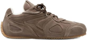 Axel Arigato Slow Runner gelaagde su&egrave;de sneakers - Bruin