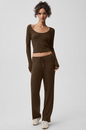 Alo | Sweater Knit Mid-Rise Unwind Wide Leg Pants Top in Espresso, Size: Medium