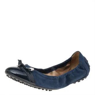 Tod's Tods Navy Blue Suede And Patent Leather Trim Toe Cap Scrunch Ballet Flats
