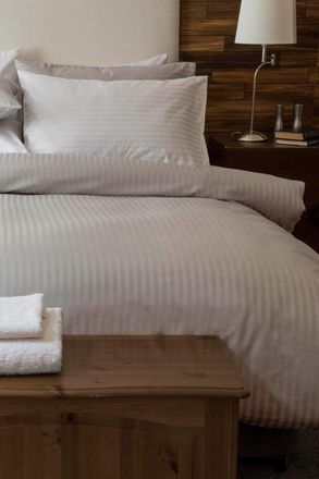 Belledorm Hotel Suite Satin Stripe 540 Thread Count Duvet Cover Set in Light Grey | Size: King